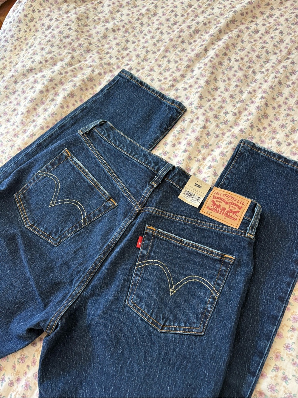 Levi's dark blue high-rise straight jeans - Picture 3 of 5